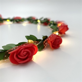 LED blomsterkrans hårbånd med røde blomster og grønne blade